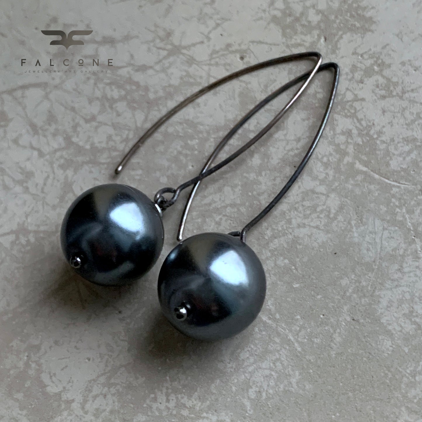 Pendientes con perlas esféricas ‘Gris’