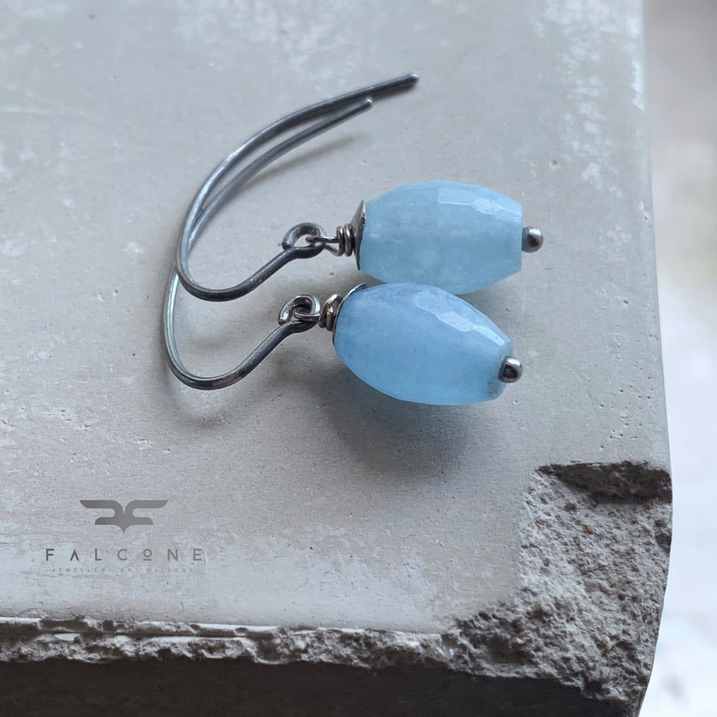 Pendientes de cuarzo y plata de ley 'Azul pastel'