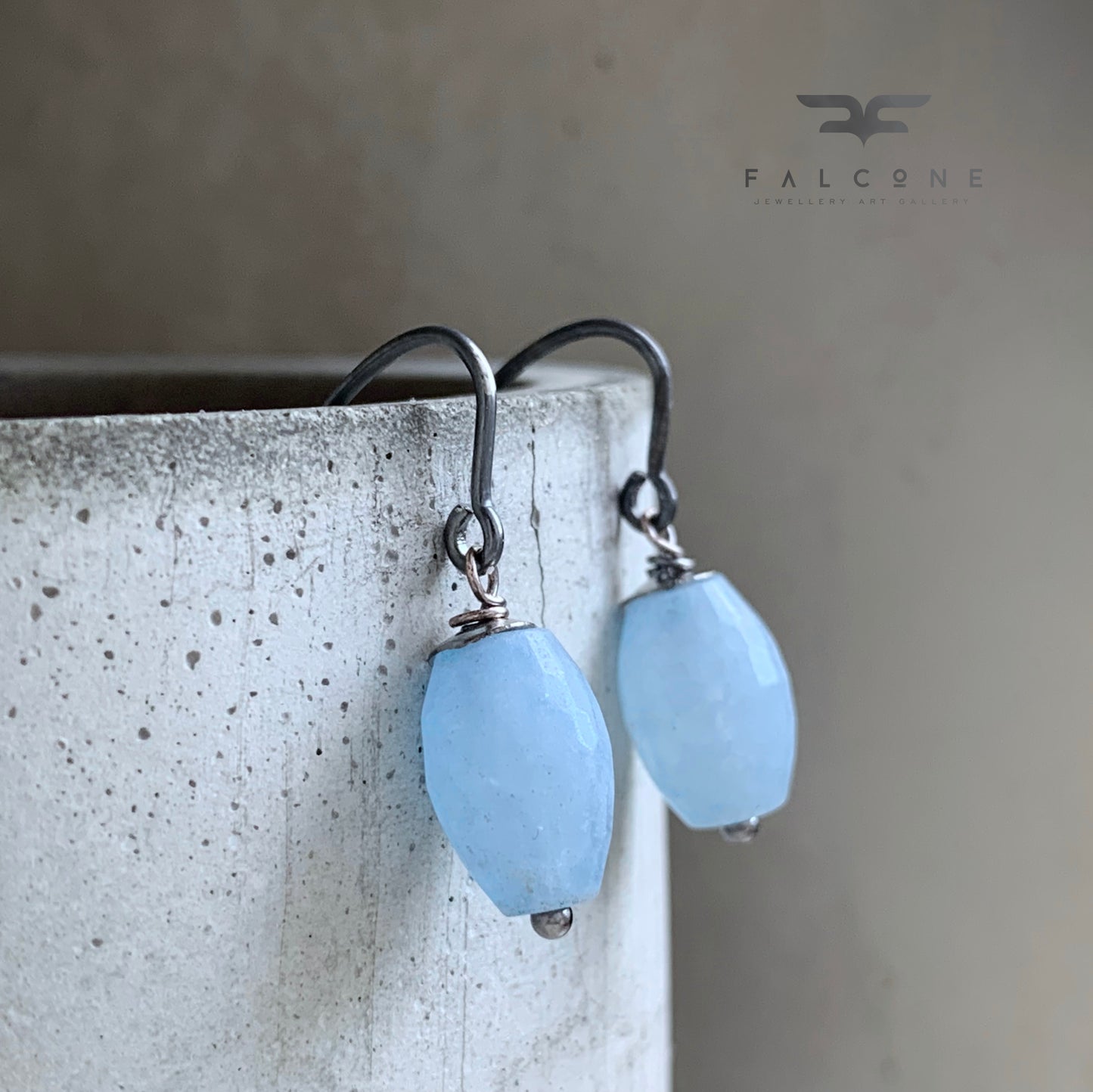 Pendientes de cuarzo y plata de ley 'Azul pastel'