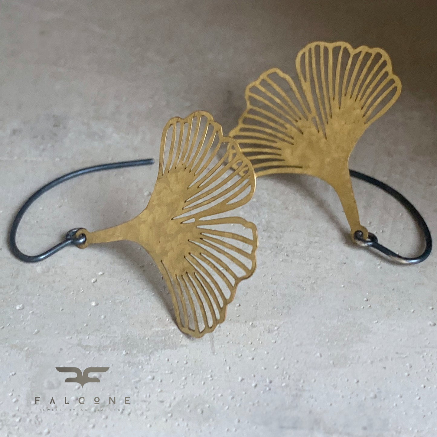 Pendientes de latón y plata de ley 'Ginkgo dorado'