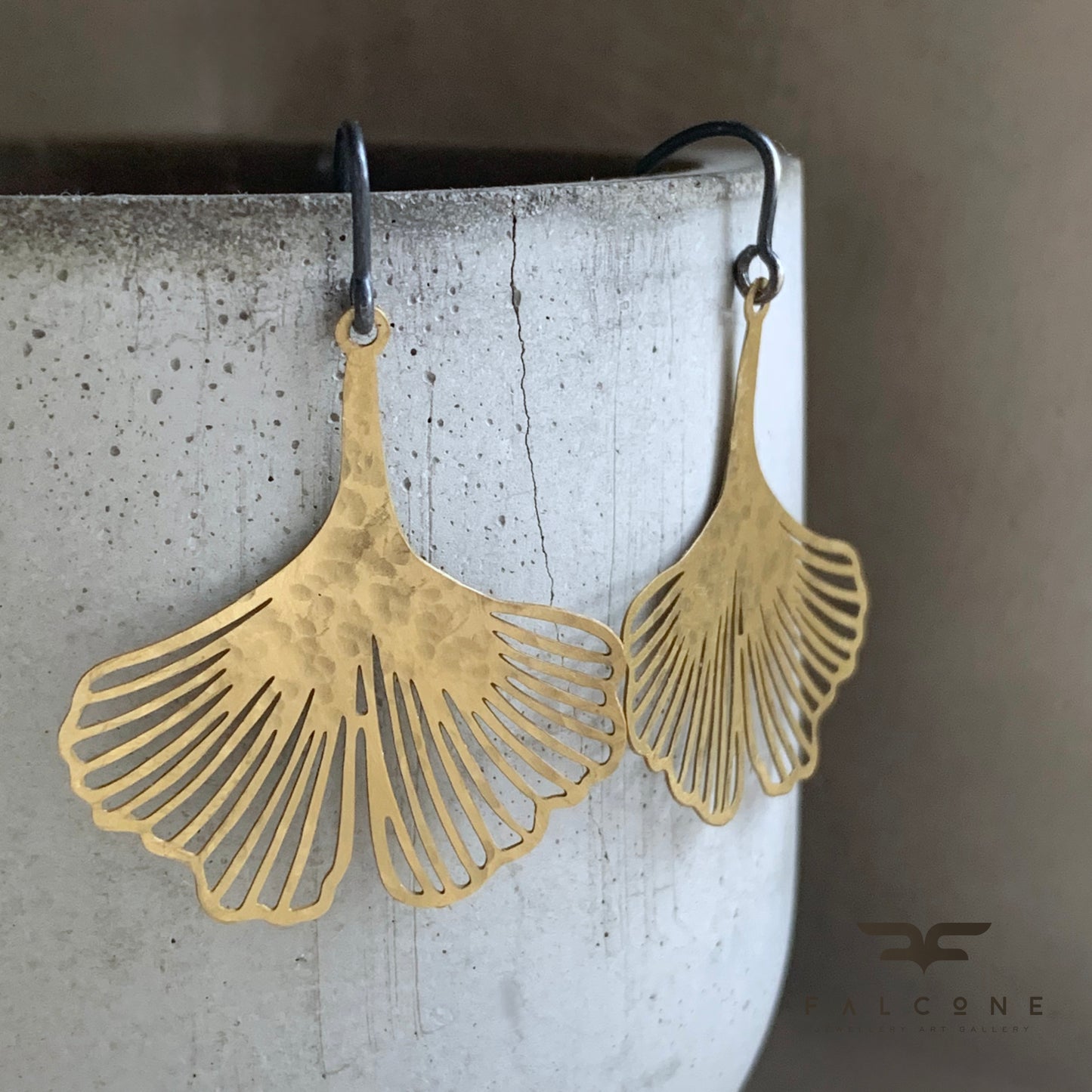 Pendientes de latón y plata de ley 'Ginkgo dorado'