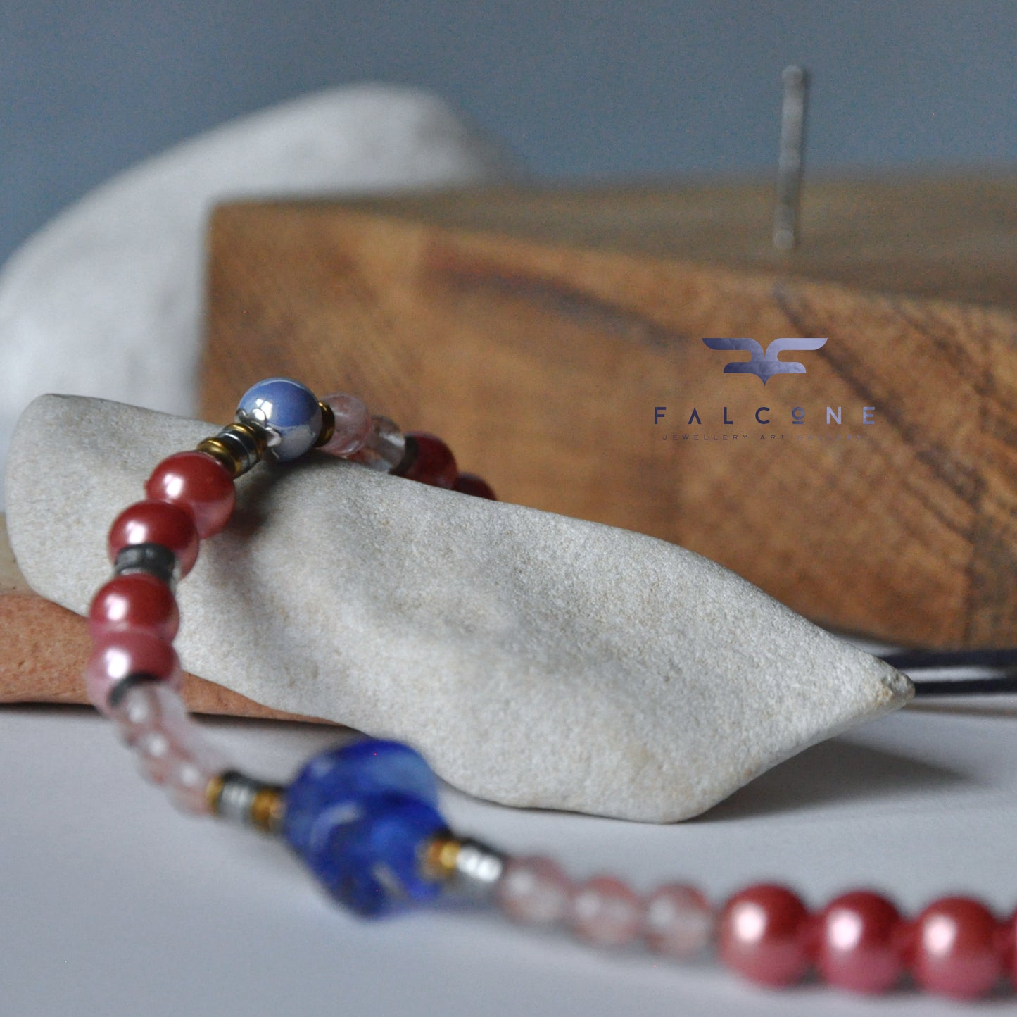 Necklace with glass pearls and pink quartz 'Moon Flower'