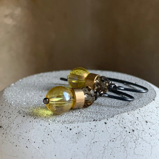 Pendientes de latón, vidrio y plata 'Limón'