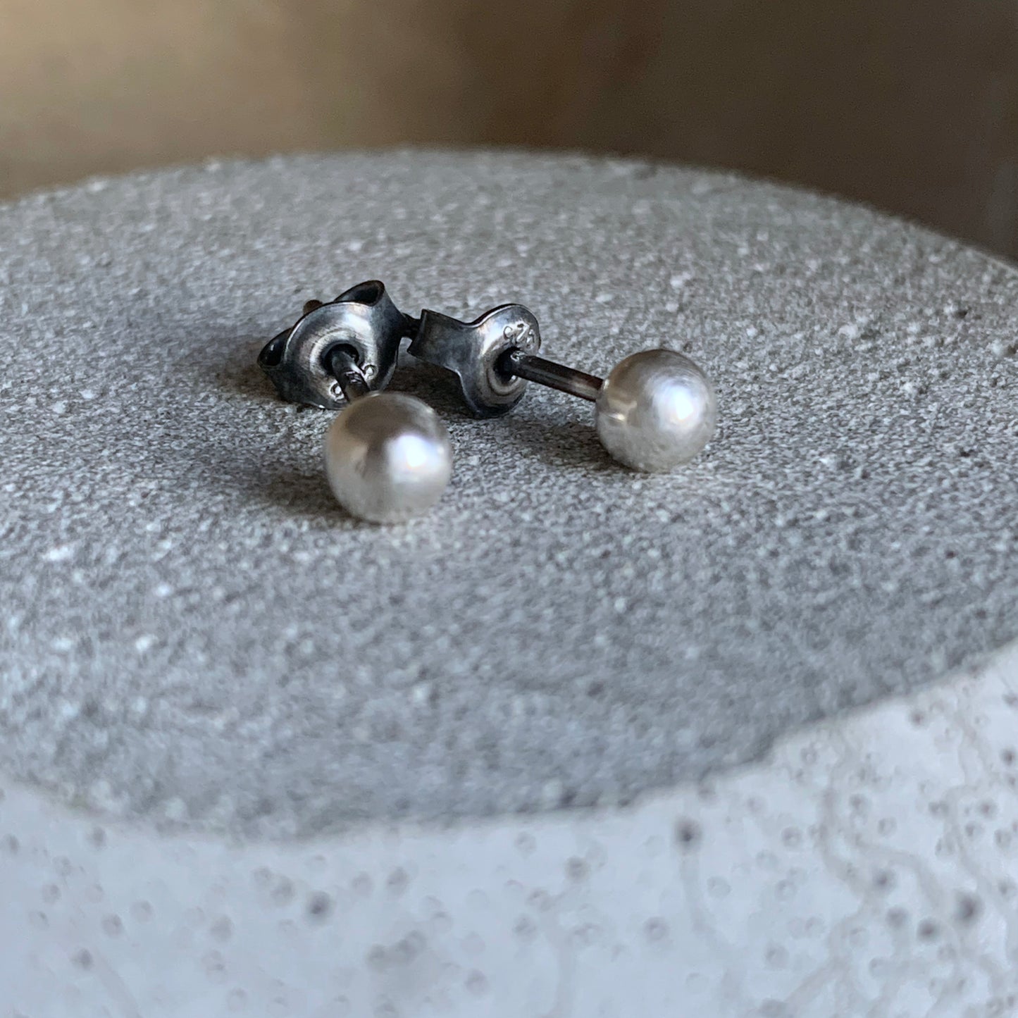 Silver Stud Earrings 'Silver Dew'