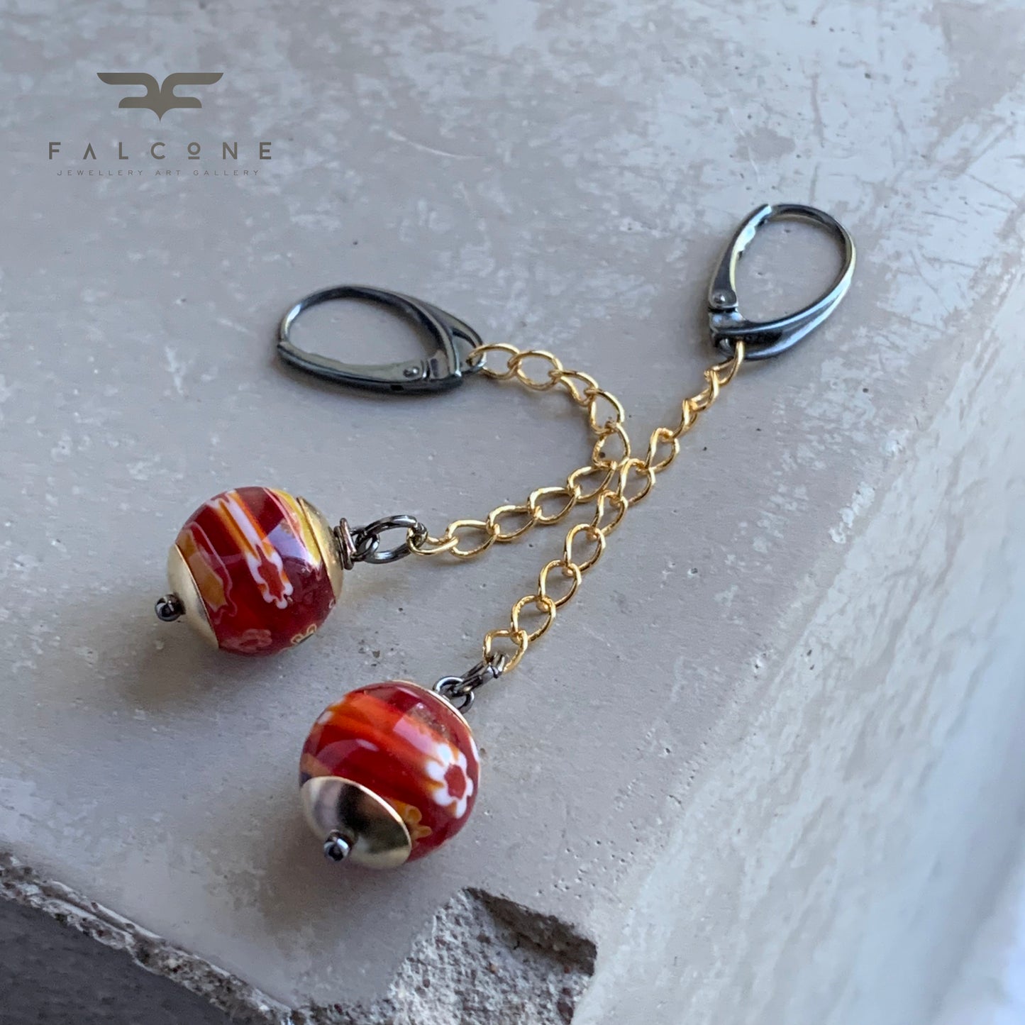 Pendientes de cristal, latón y plata de ley 'Millefiori rojo largo'