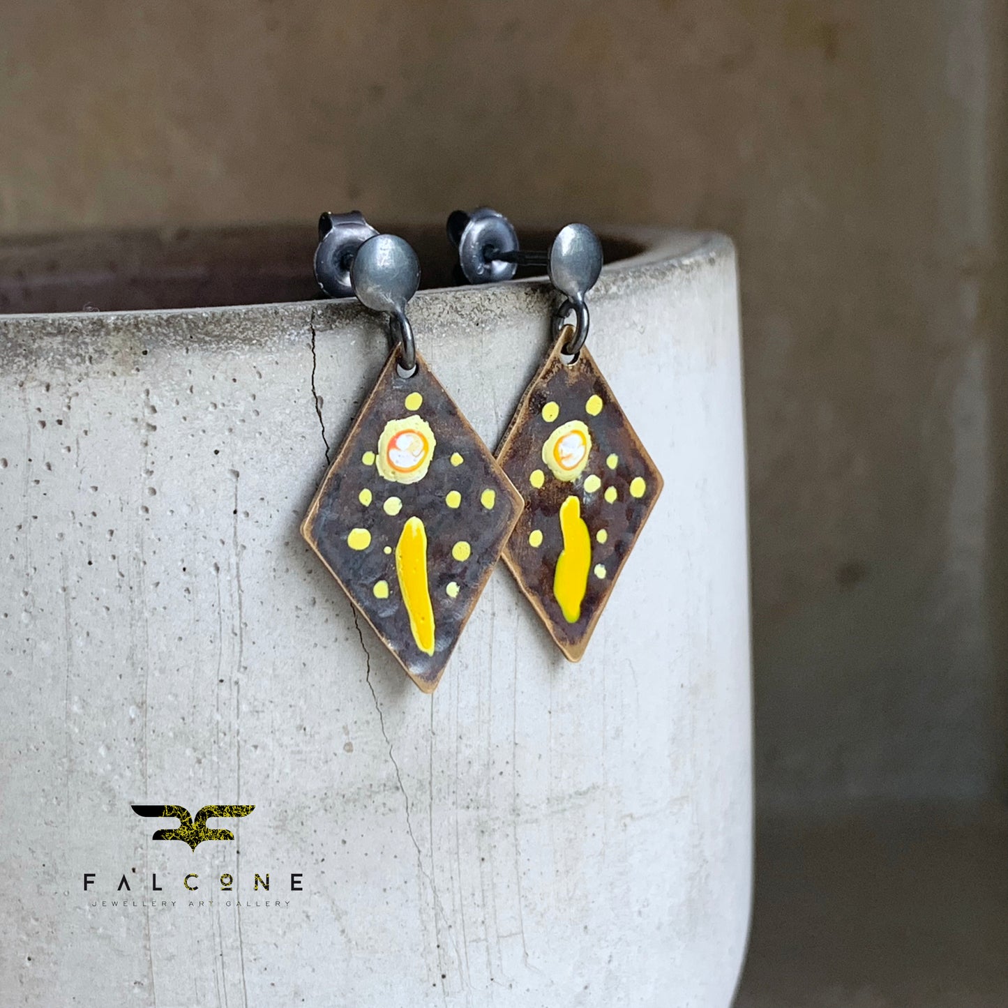 Hand-painted earrings in brass and silver 'Sea Snails'