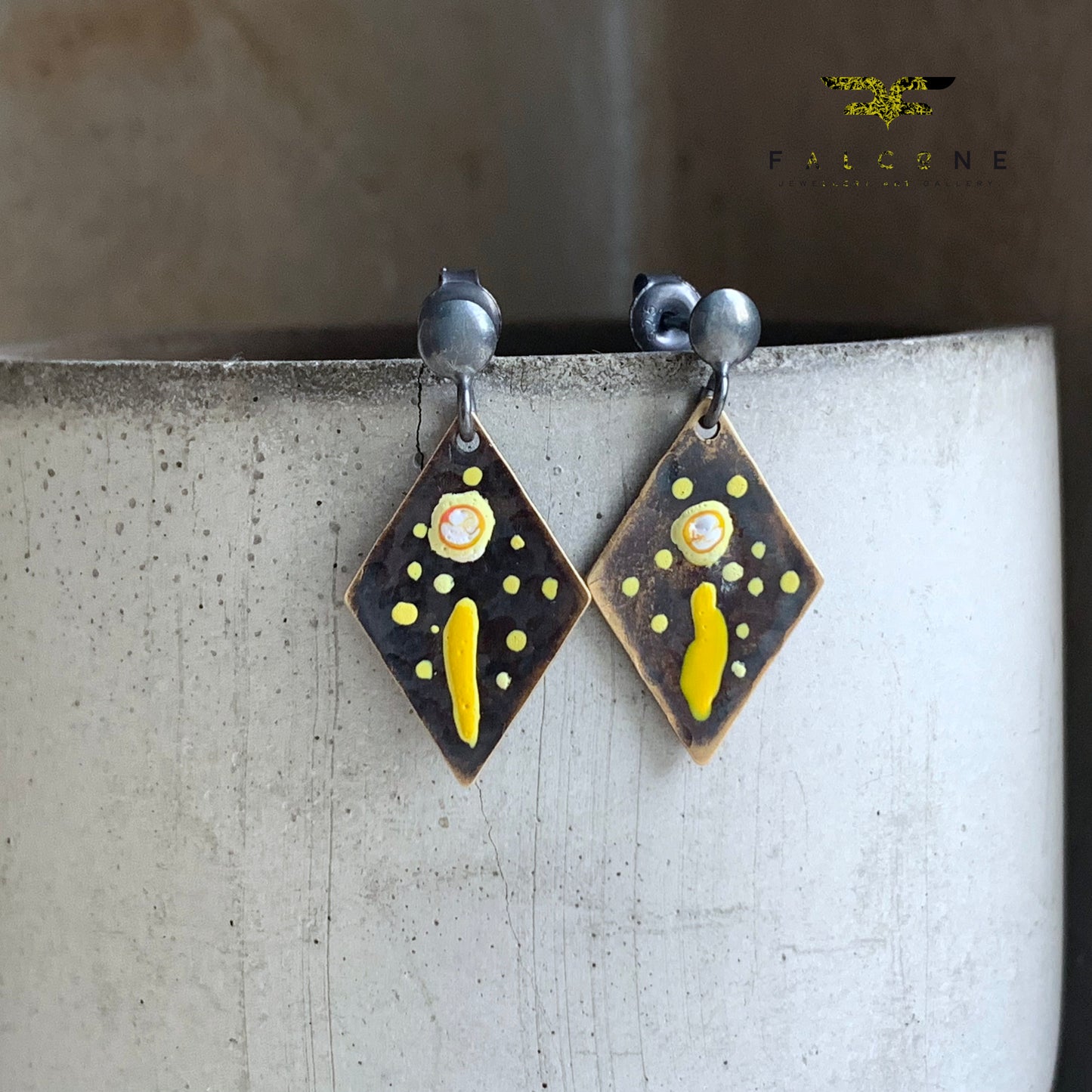 Hand-painted earrings in brass and silver 'Sea Snails'