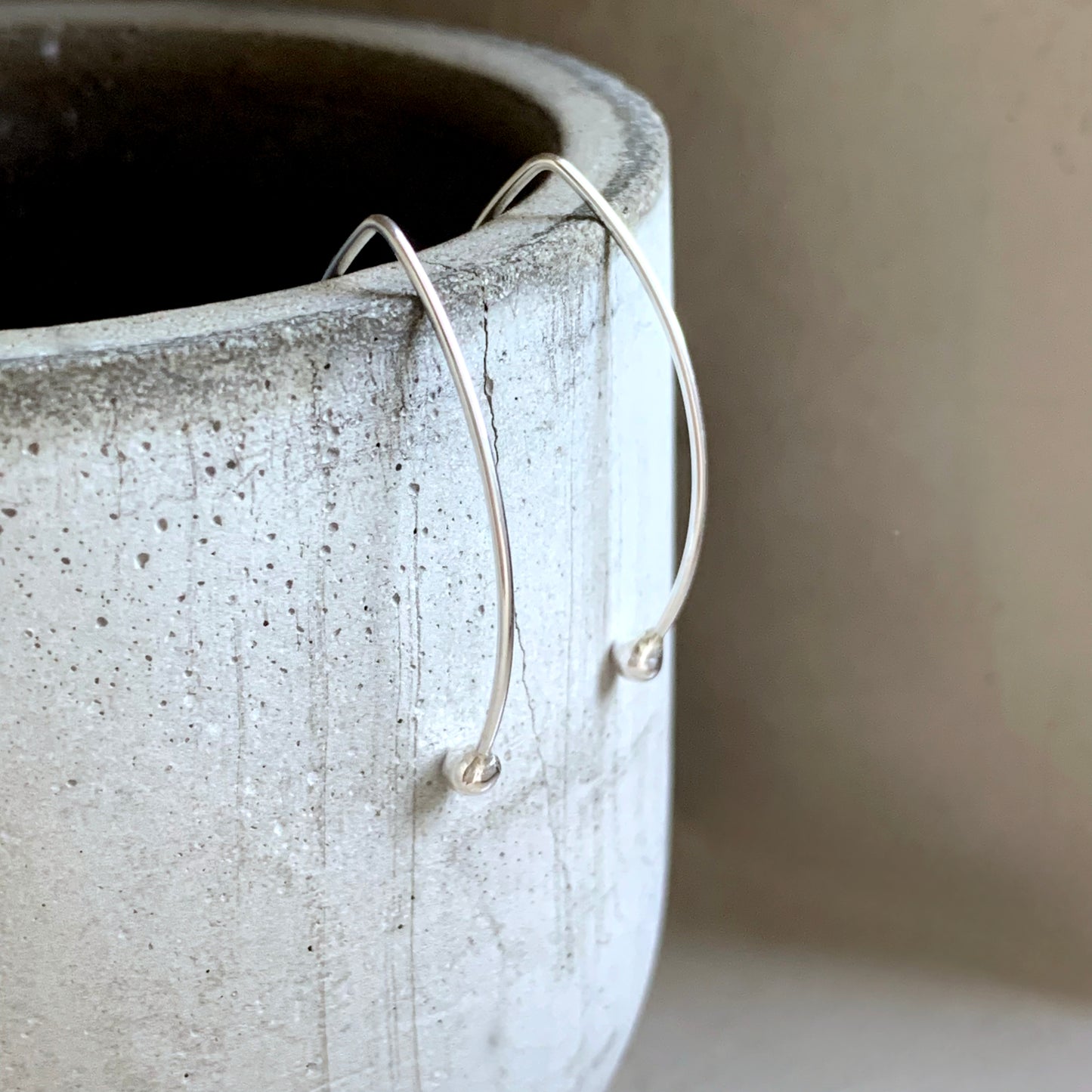 Minimalist Silver Earrings 'Silver Dew'
