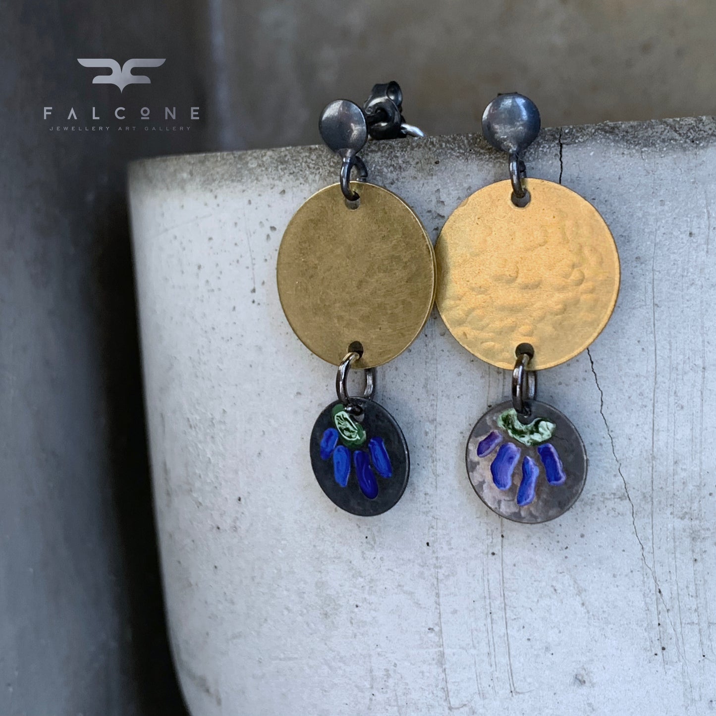 Stud Earrings Made of Silver and Brass 'Field Flowers - Dark Sapphire & Lemon'