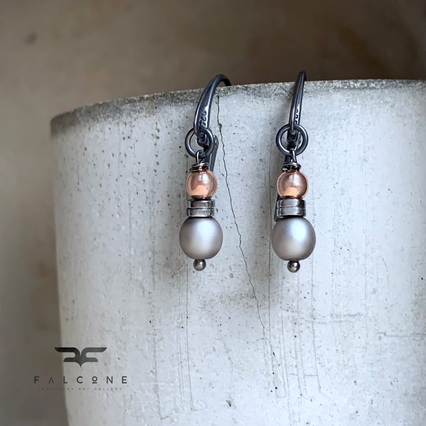 Pendientes de plata con perlas de cristal 'Silver Wolf'