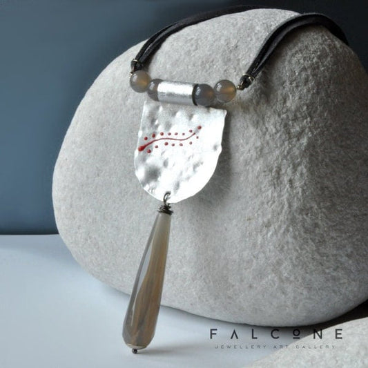 Hand forged aluminium necklace with magnificent agate drop 'Ash with Accent'